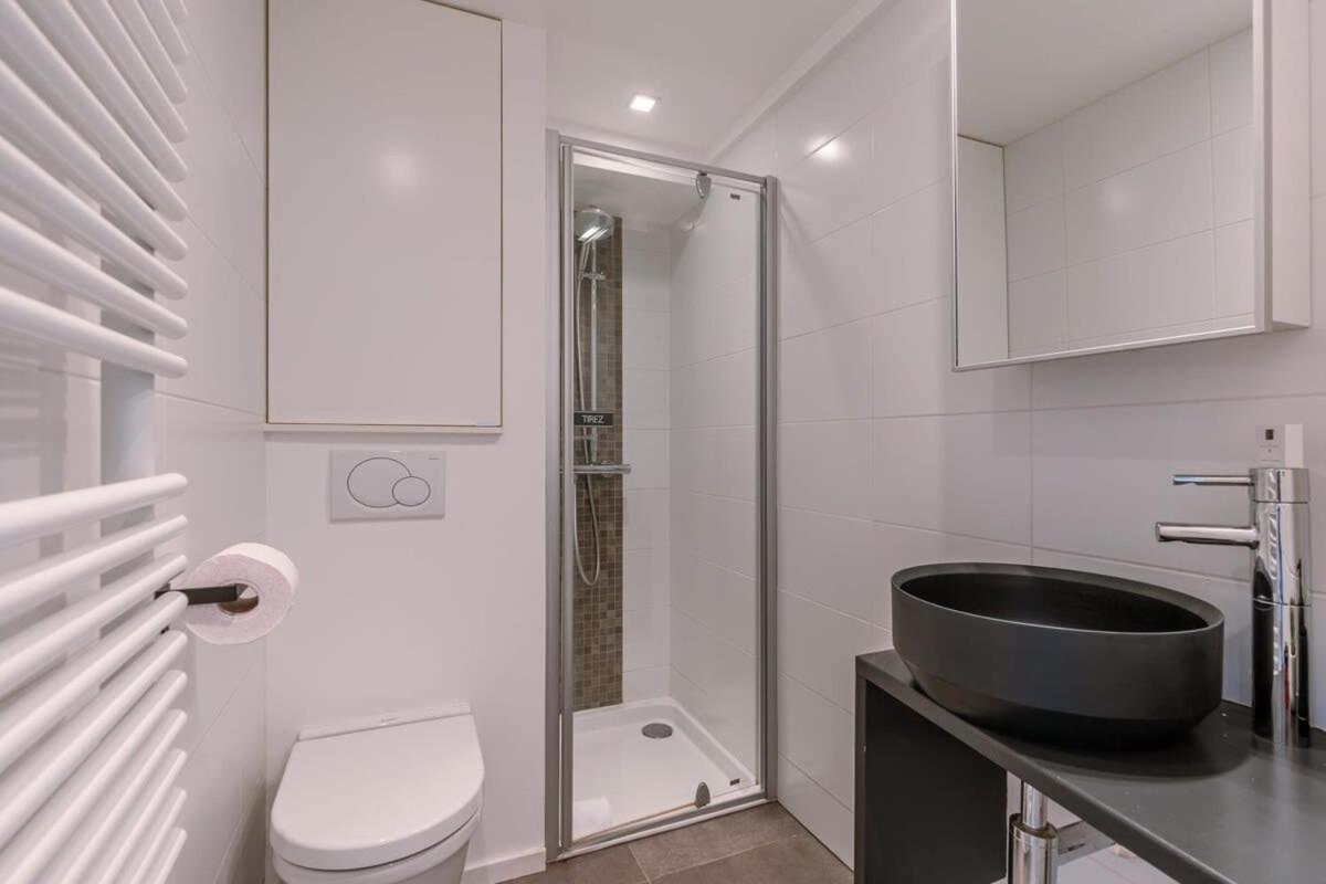 Апартаменты Stunning Studio With Sea-View And Terrace Кнокке-Хейст Экстерьер фото